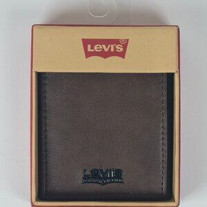 Levi's® Men's Bifold Wallet - Classic Brown